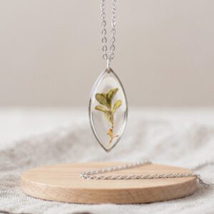 collar hojita nn (copia)