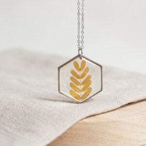 collar hojita de guaje