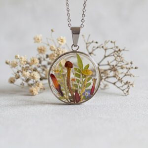 collar honguitos y flores (copia)