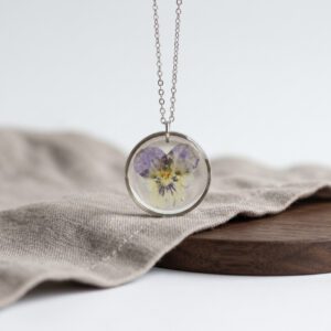 collar viola (copia)